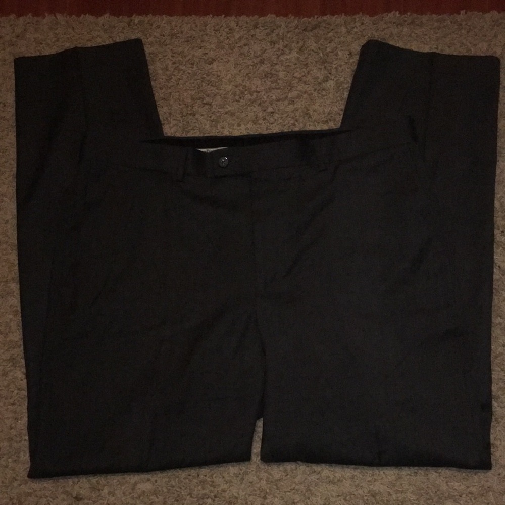 Man dress pants SZ 38/32 by Perry Ellis Portfolio